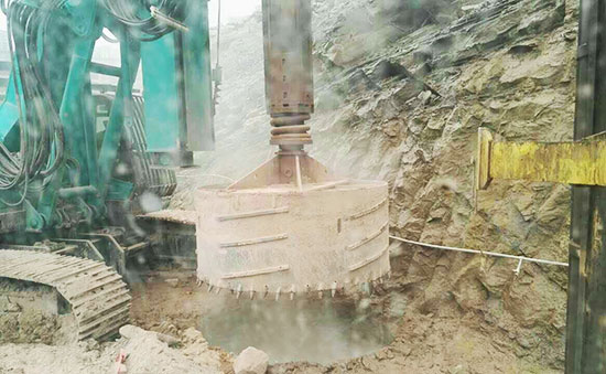 同台献艺，，，，LETOU乐投智能SWDM36旋挖钻机独吞鳌头