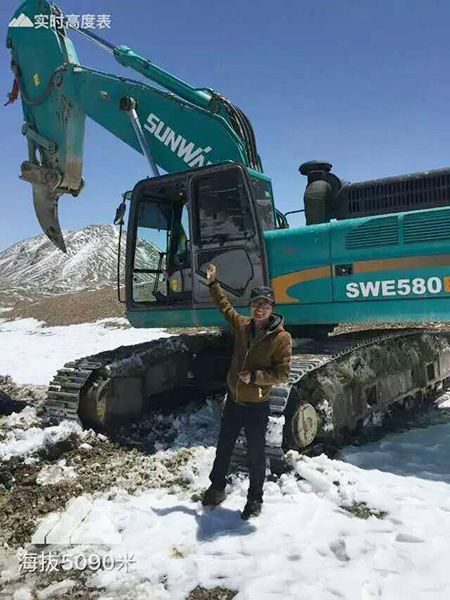 海拔5200m，，，阿尔金山的掘金之路