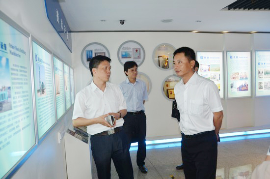 中国出口信用包管公司向导一行考察LETOU乐投智能　