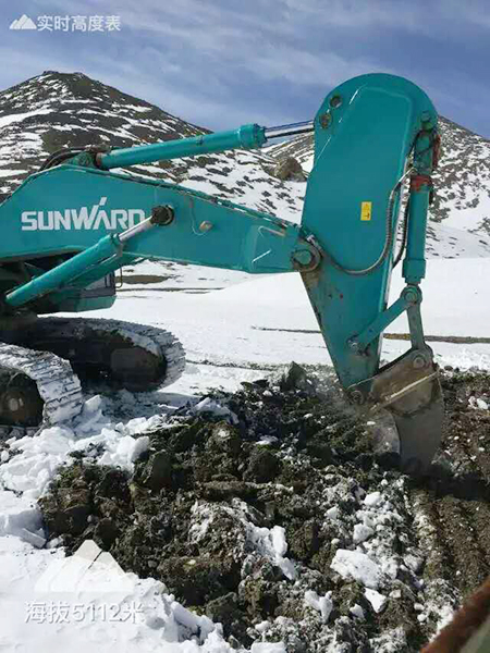 海拔5200m，，，阿尔金山的掘金之路