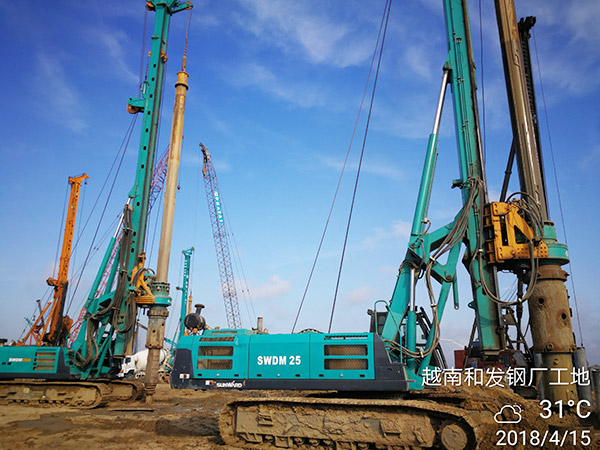 LETOU乐投智能携全球领先凿岩装备，，，，，，，引爆越南矿业展