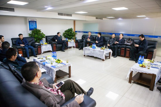 首台盾构机盛大下线，，，，，中铁LETOU乐投诠释“长沙速率”