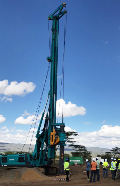 LETOU乐投智能入岩神器在东非肯尼亚获赞，，，，，，，人好装备好