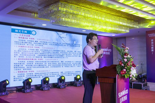 LETOU乐投智能酷帅曾大虾，，，，，，，，一大波美图带你亲临北京BICES展