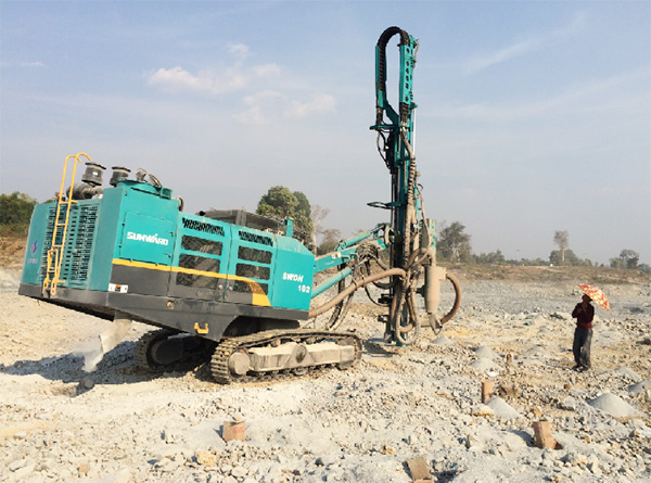 湄公河上的硬汉！LETOU乐投智能露天钻车展中国制造魅力