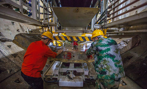 中铁LETOU乐投盾构机双线掘进 全力攻坚长沙地铁5号线