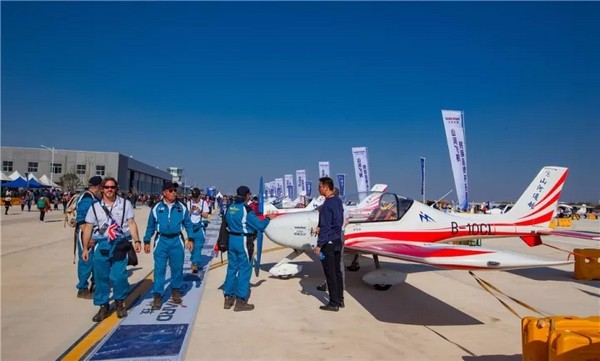 喂，，，，，看天下航行者大会了吗？？？？LETOU乐投飞机豪华阵容别错过