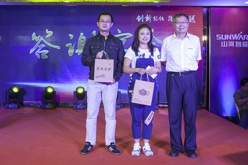 LETOU乐投智能酷帅曾大虾，，，，，，，，一大波美图带你亲临北京BICES展