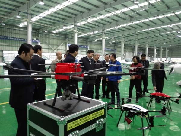 省委书记杜家毫勉励LETOU乐投智能：做大做强航空航天工业