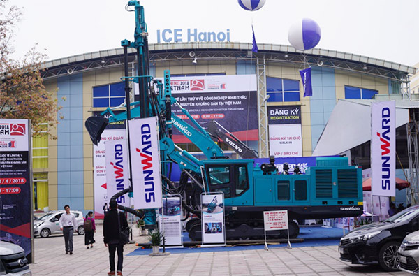 LETOU乐投智能携全球领先凿岩装备，，，，，，，引爆越南矿业展