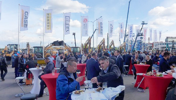 十年携手，，，，LETOU乐投智能莫斯科宝马CTT展产品推介会圆满举行