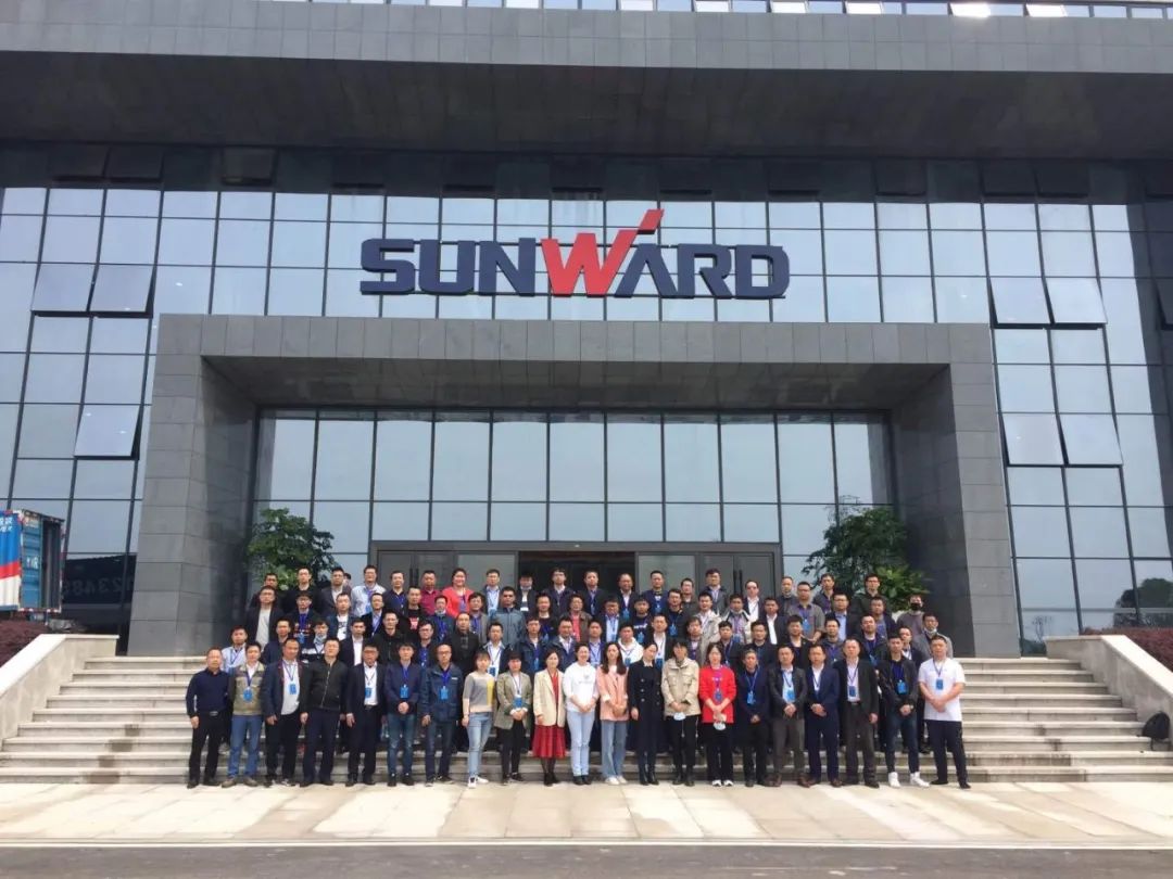 长沙工业机械人应用专题训练营到访LETOU乐投智能