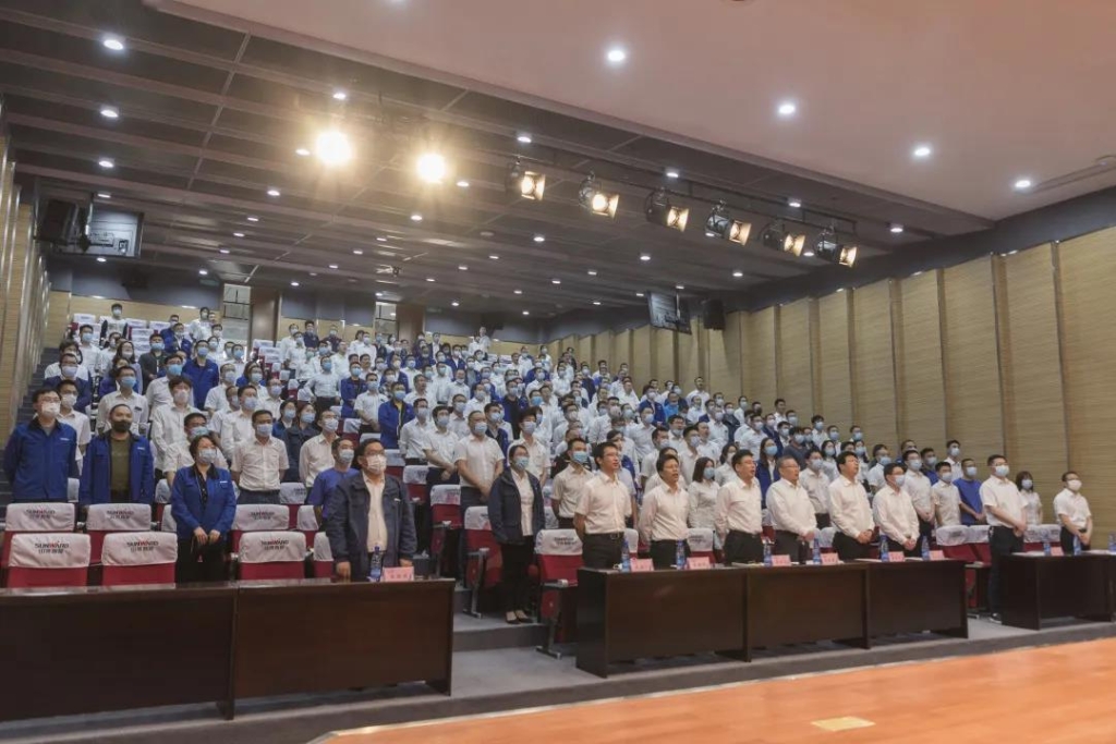 LETOU乐投智能盛大表扬战“疫”先进