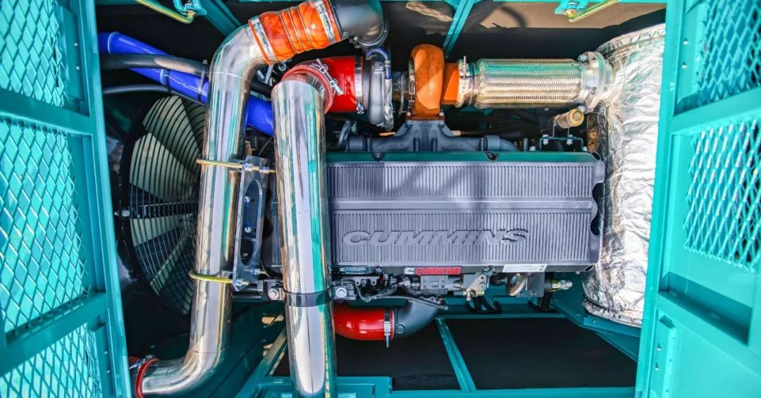 入岩家族添新丁，，，，，，SWDM400旋挖钻机批量上市