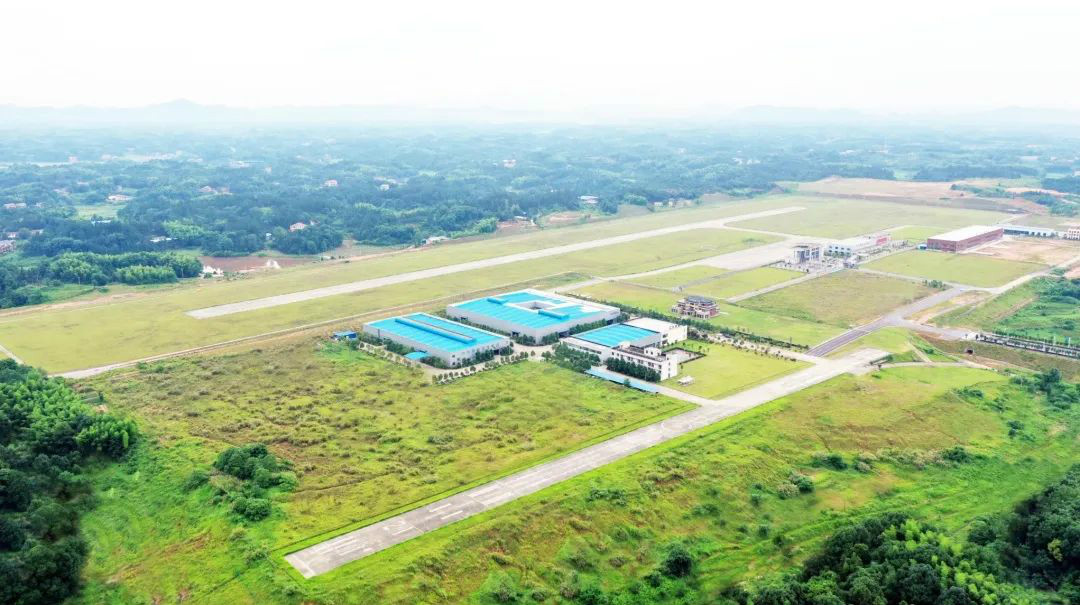 LETOU乐投航空第十三期147部SA60L机型培训班圆满结业