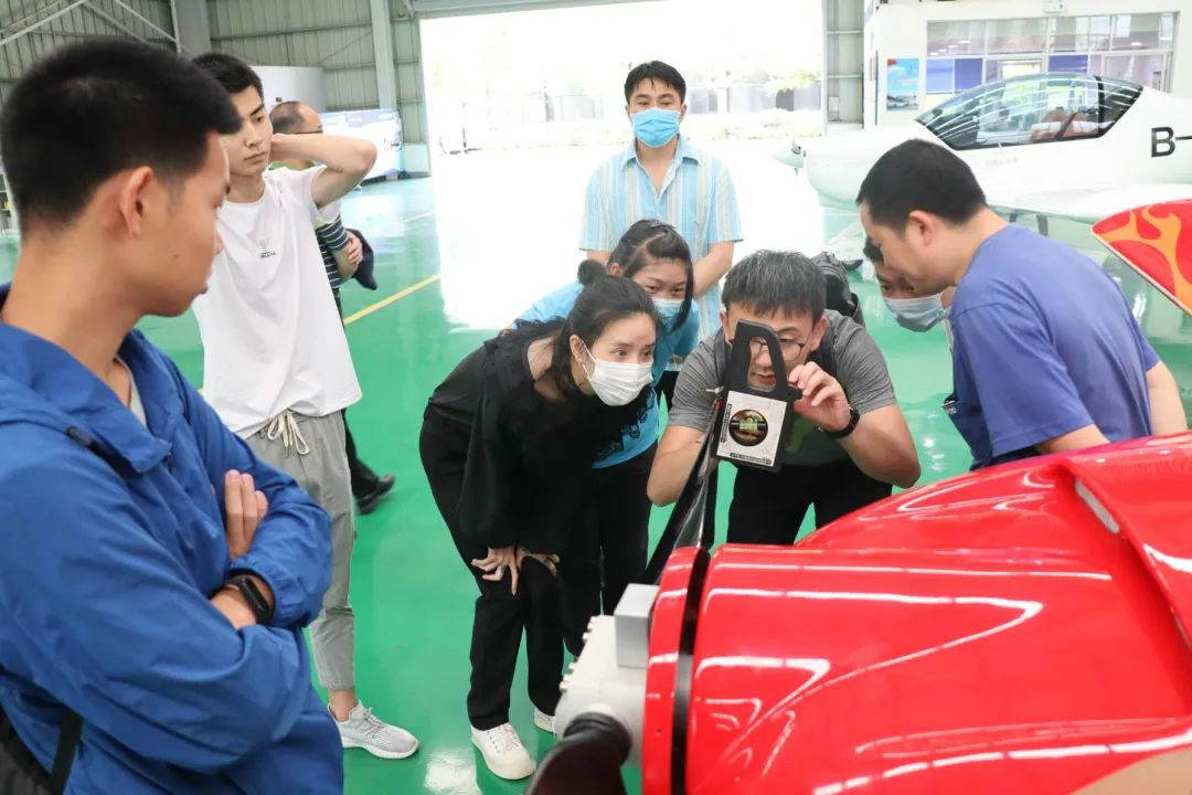 LETOU乐投航空第十三期147部SA60L机型培训班圆满结业