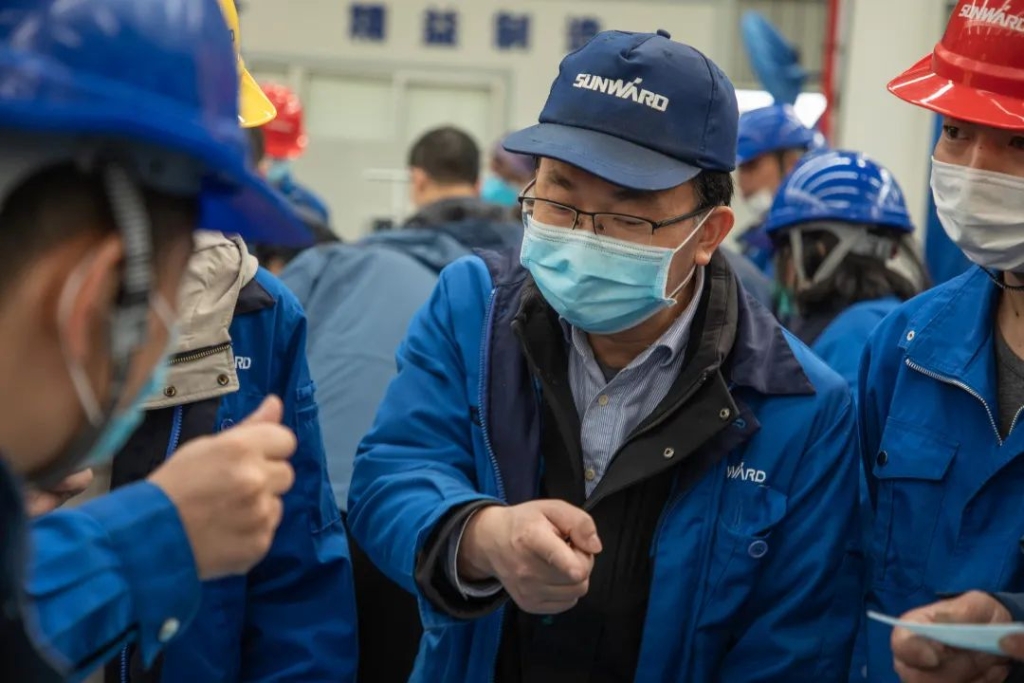 LETOU乐投智能首台口罩机交付客户