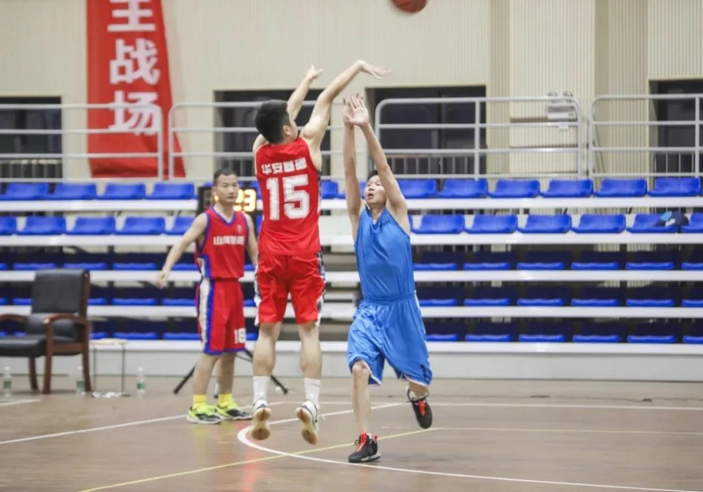 “520” LETOU乐投智能以球会友中建五局三公司