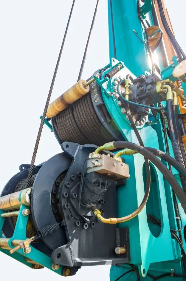 入岩家族添新丁，，，，，，SWDM400旋挖钻机批量上市