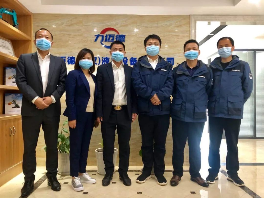 武汉加油！LETOU乐投智能武汉传关爱