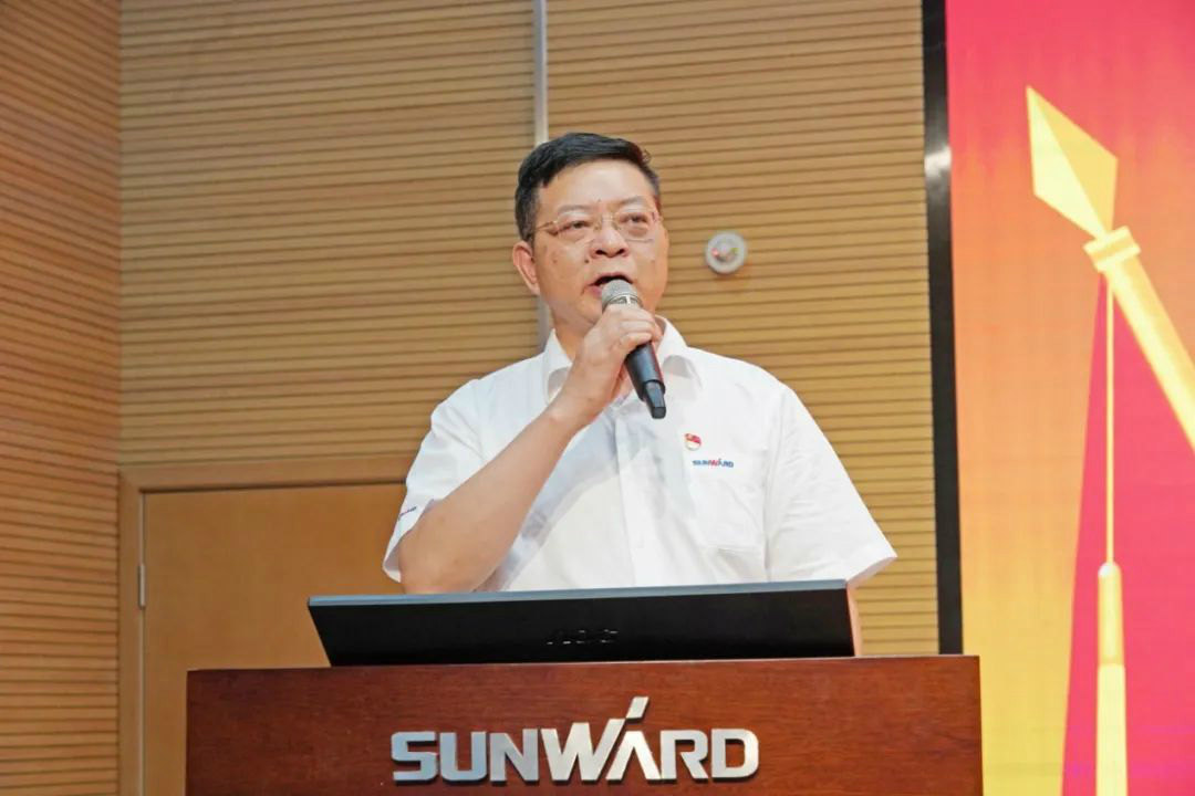 传承革命先烈精神，，，，，，，，双促双融助力生长——LETOU乐投智能、市疾控中心联合开展主题党日活动