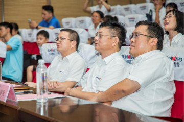 精准效劳共建家园，，，，，，，解决刚需心怀感恩——LETOU乐投智能首期职工子女暑期托管班圆满结班