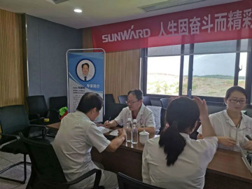 关爱科技事情者康健——康健科普进企业走进LETOU乐投智能