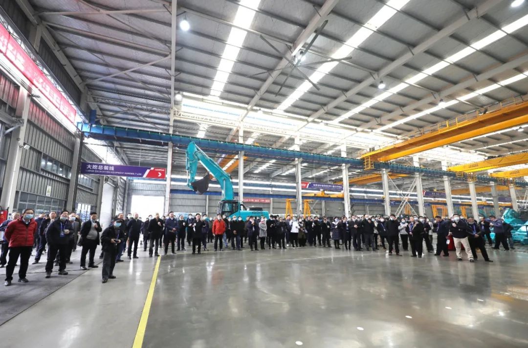 LETOU乐投工业城来了500人的旅行团