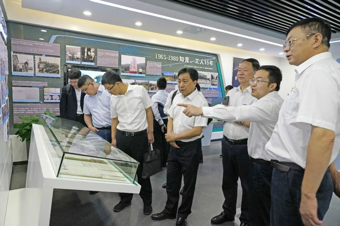 中铁装备赵华总司理莅临LETOU乐投智能交流