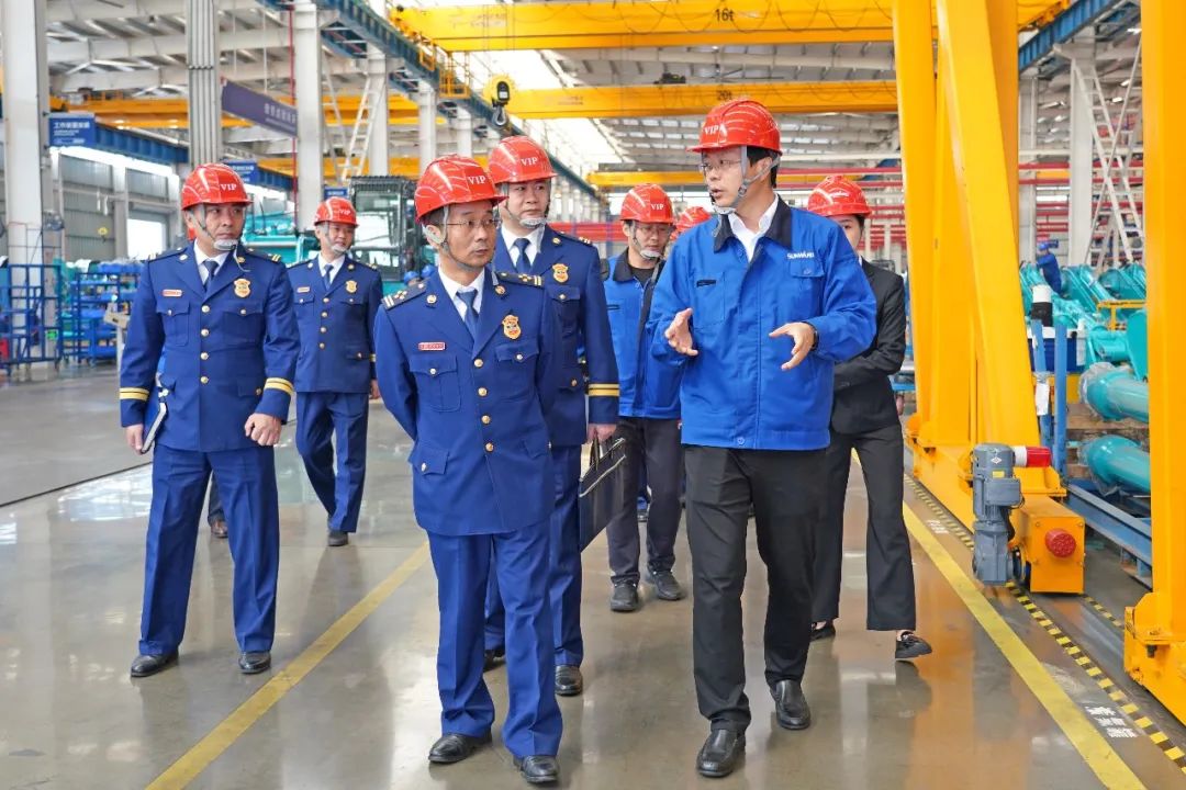 考察无人化妆备 高宁宇到访LETOU乐投智能