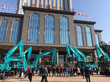 5万万! LETOU乐投智能挖掘机订货会立异高