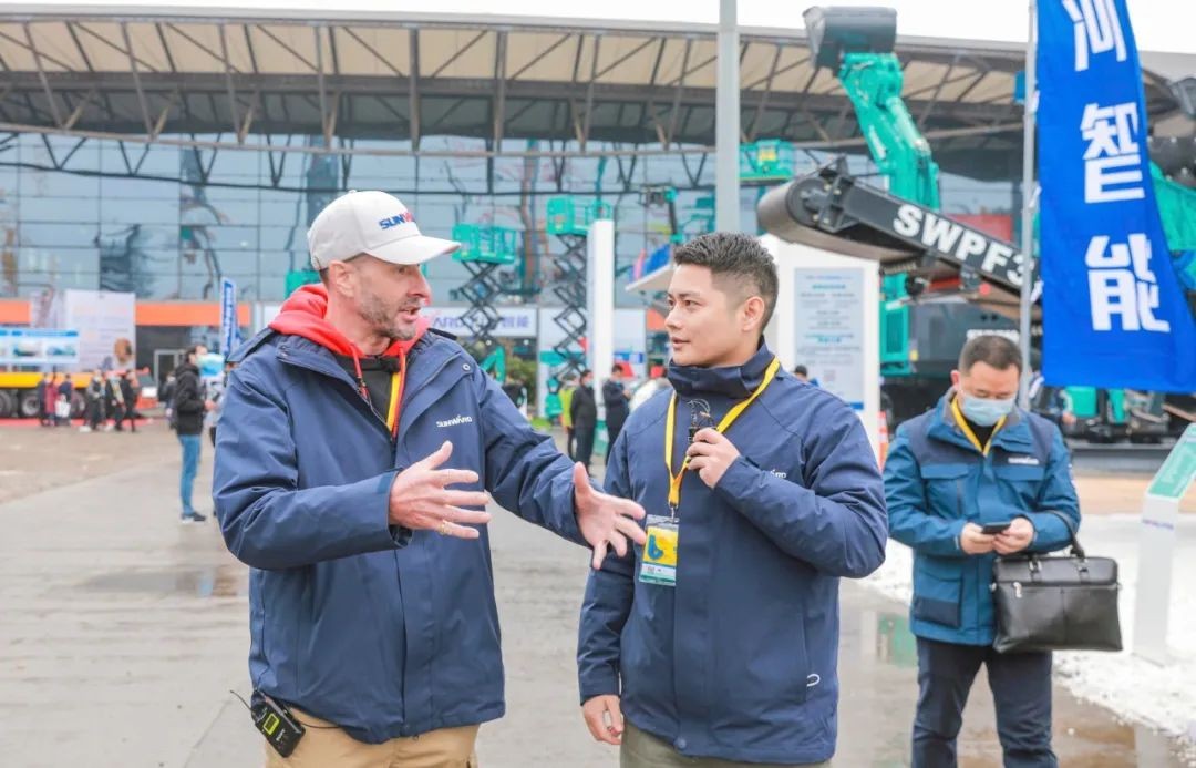 守正立异拓LETOU乐投 LETOU乐投智能闪灼2020上海宝马展