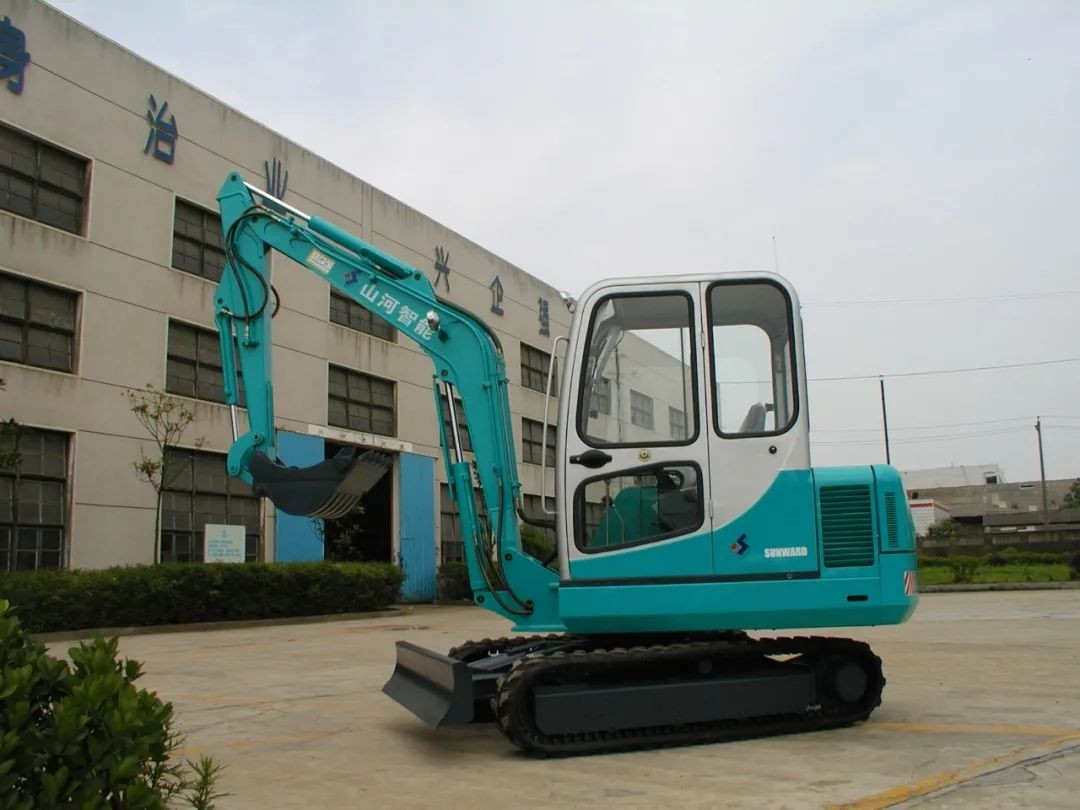 十年两办挖掘机行业年会 LETOU乐投智能的底气何在