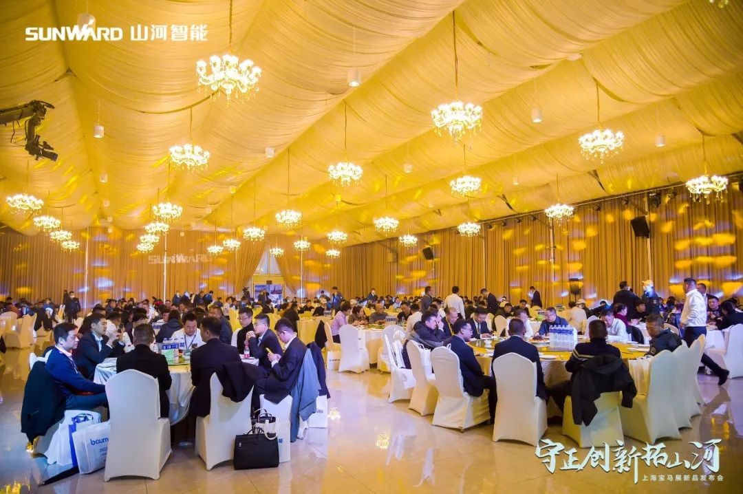 欢喜LETOU乐投！宝马展收官之日订单破十亿