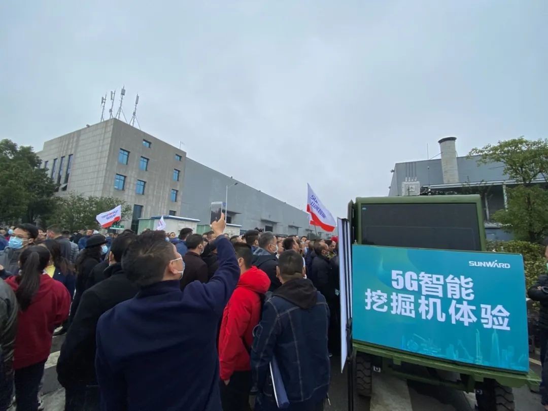 欢喜LETOU乐投！宝马展收官之日订单破十亿