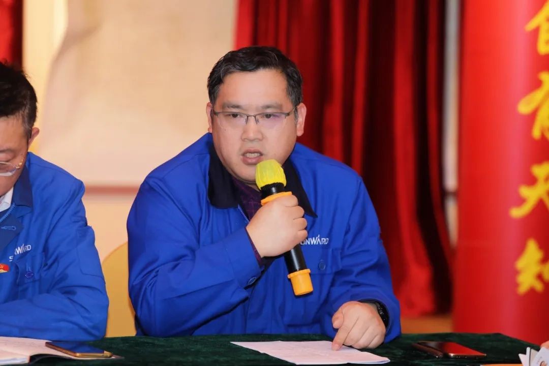 “红”领LETOU乐投，，，，，，共建家园——LETOU乐投智能2021年党工团盟事情聚会召开