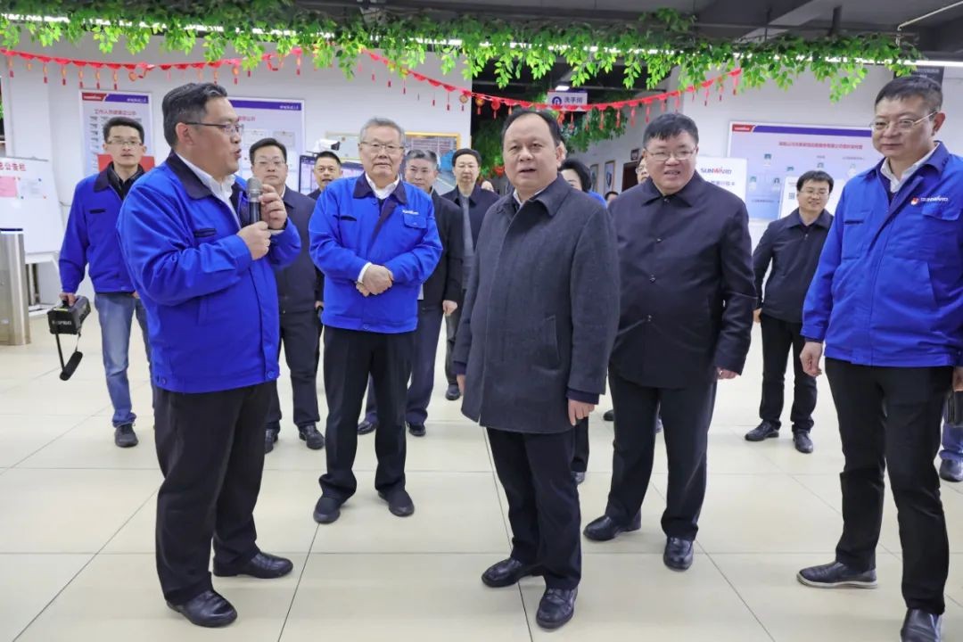 周农在LETOU乐投智能调研时强调：企业工会要鼎力大举作育劳模和工匠