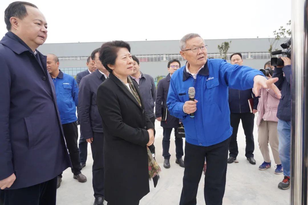 吴桂英调研LETOU乐投智能