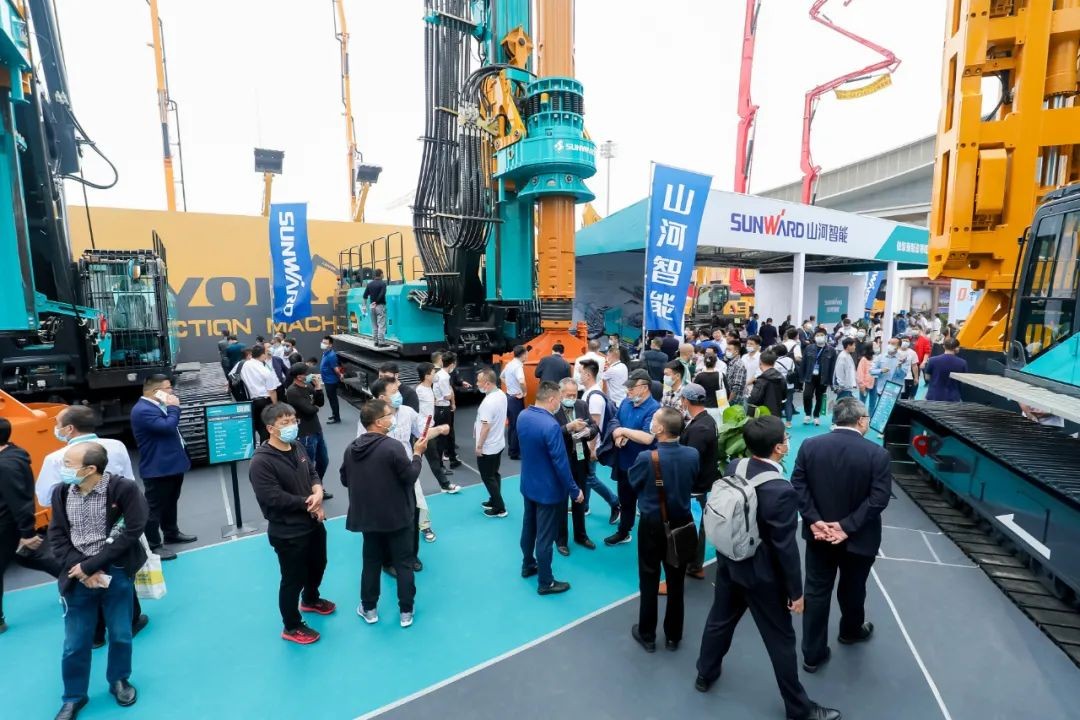 “爆品”出击！LETOU乐投智能客户交流会签约超8亿元