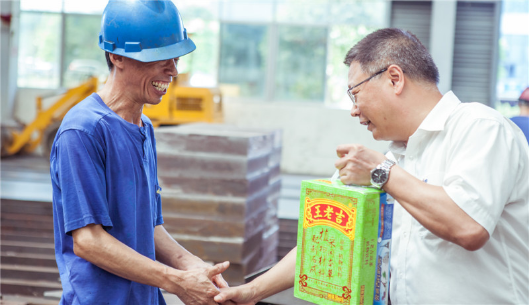 我们有清凉做伴，，，，高温也能潇潇洒洒