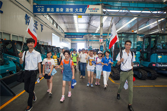 这个炎天，，，，，，亲子玩转LETOU乐投智能“三栖”装备