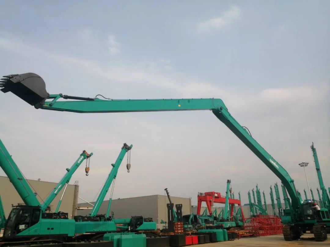 挖深全球第一！LETOU乐投智能加长臂液压挖掘机SWE950ELR出口南美