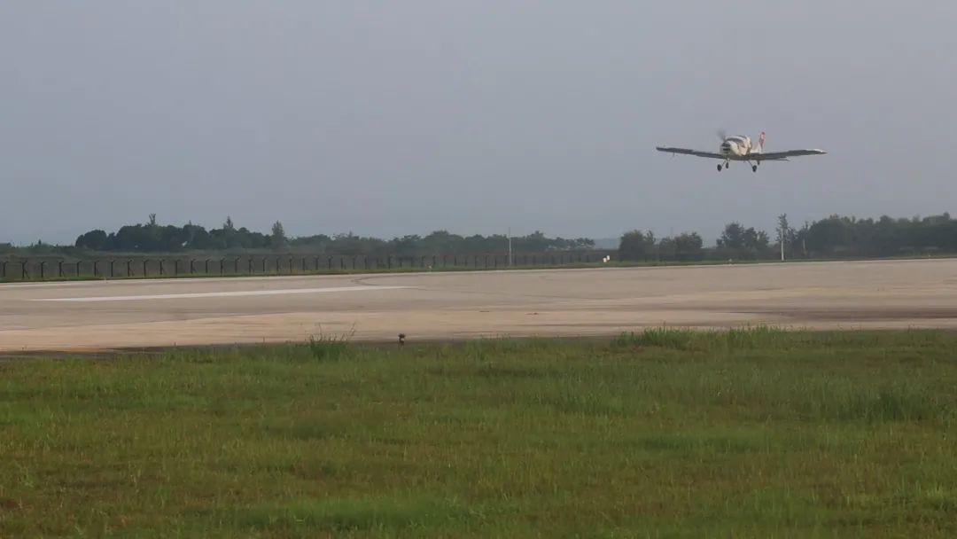 首飞！LETOU乐投科技全新升级推出短距起降型牢靠翼无人机