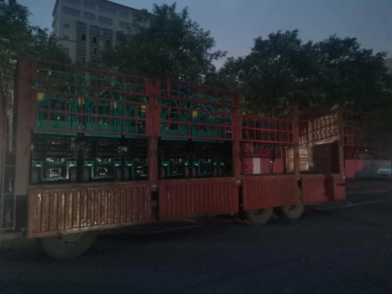 30小时，，，，，8小我私家，，，，，10台装备，，，，，我们说到做到！