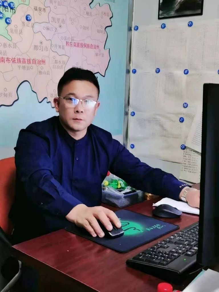 不到2年时间，，，，，，，入手33台LETOU乐投智能旋挖钻机，，，，，，，这位老板什么来头？？？？？？