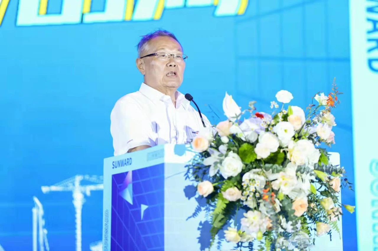 四大成套装备携手登。。。。ETOU乐投智能立异效果展示会交出“亮眼答卷”