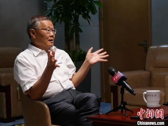 媒体聚焦 | 中新社专访——LETOU乐投智能首创人何清华：向着太阳奔驰的筑梦人