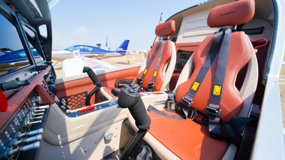 新机、航行演出…2021中国航展LETOU乐投航空秀给你看