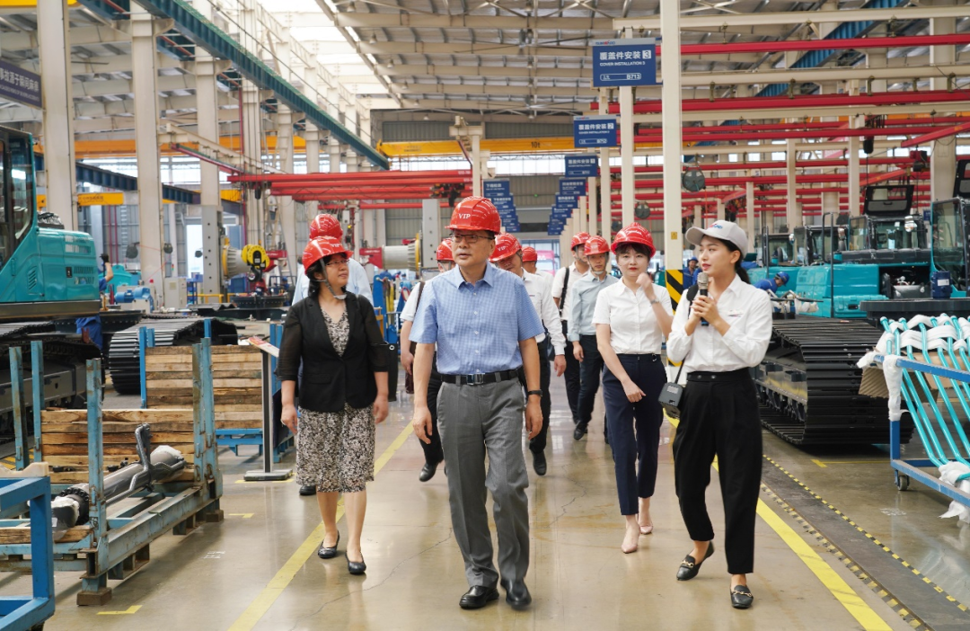 中国出口信用包管公司向导一行调研LETOU乐投智能