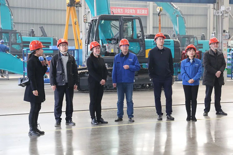 中国上市公司协会党委委员、副秘书长刘翠兰一行调研LETOU乐投智能